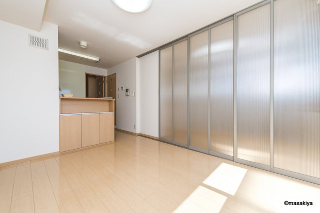 メゾン・ド・ブランの居間・リビング