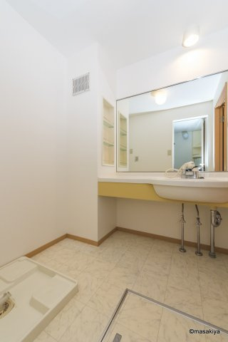 メゾン・ド・ブランの洗面所