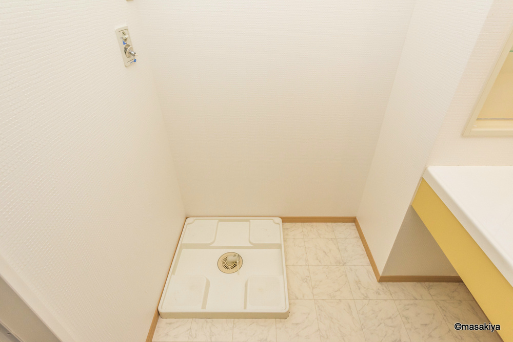 メゾン・ド・ブランの洗面所|室内物干し