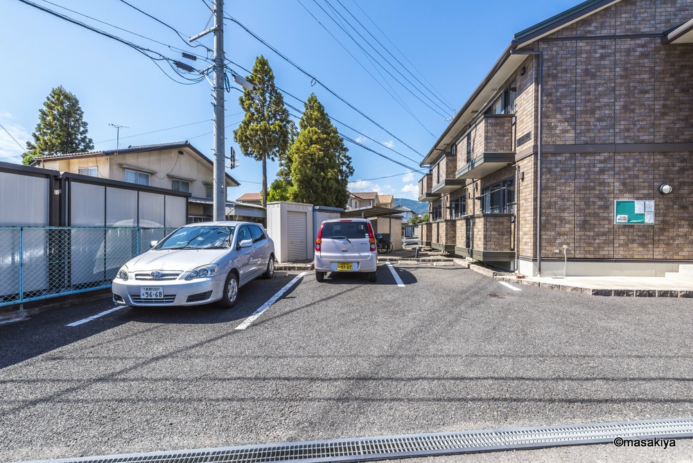 メゾン・ド・ブランの駐車場|駐車場