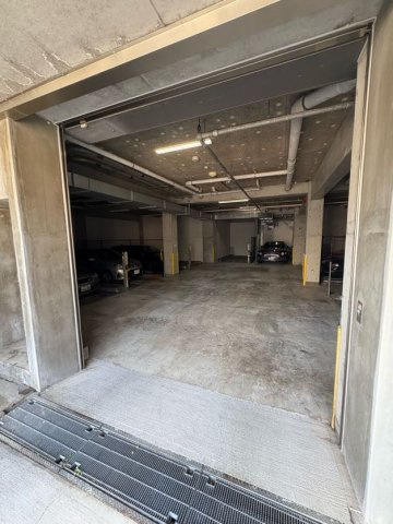 エフコート須磨高倉町の駐車場