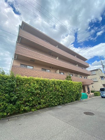 エミネンス大島の外観