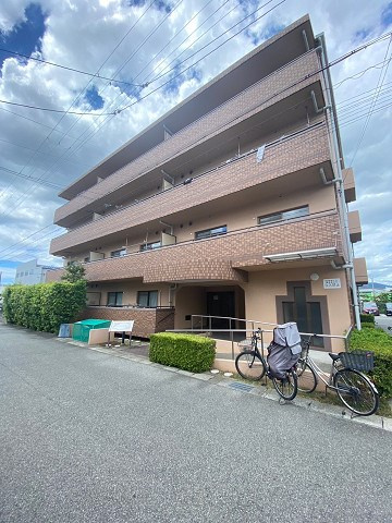 エミネンス大島の外観