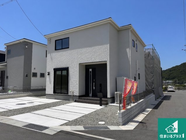 南あわじ市広田中筋　新築一戸建ての外観|安心の10年保証！外観を美しく保ち、雨水で汚れを落とします！気になることがありましたら、お気軽にお問い合わせください！