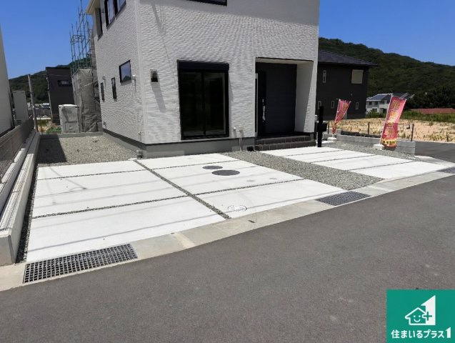 南あわじ市広田中筋　新築一戸建ての駐車場|駐車スペース！散水栓があるので、こまめに愛車を洗えます！