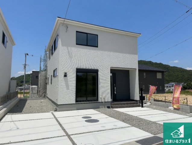 南あわじ市広田中筋　新築一戸建ての外観|安心の10年保証！外観を美しく保ち、雨水で汚れを落とします！気になることがありましたら、お気軽にお問い合わせください！