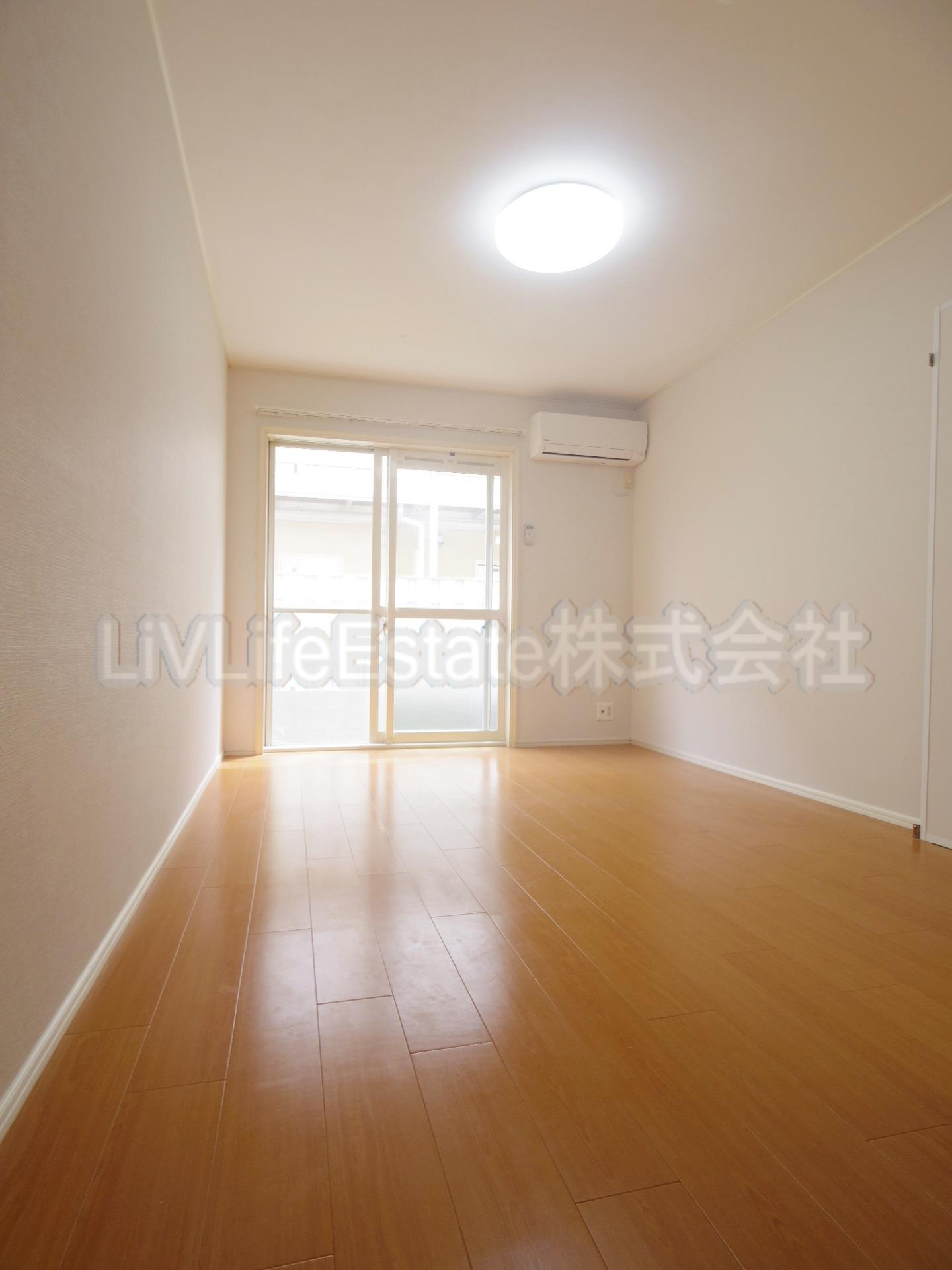 ツインズの居間・リビング