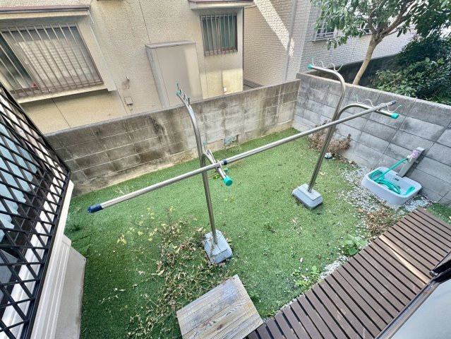 姫路市京町1丁目貸戸建の庭