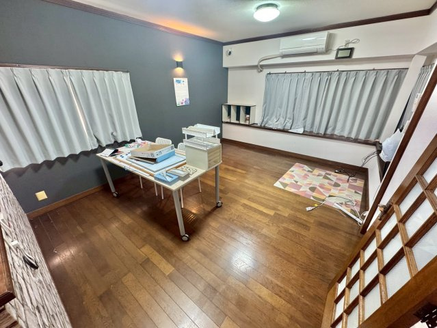 姫路市京町1丁目貸戸建の居間・リビング