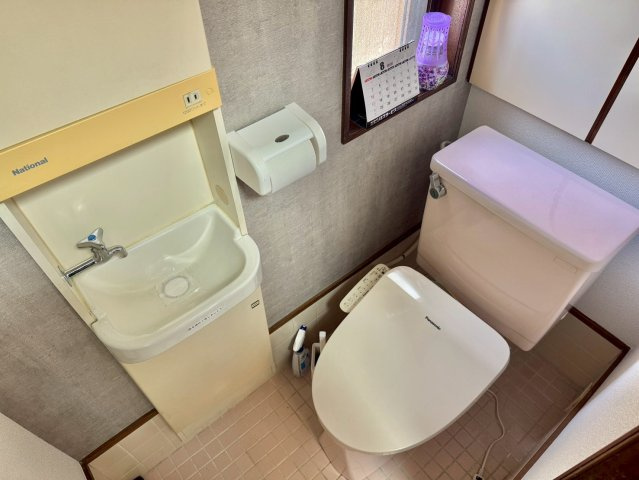 姫路市京町1丁目貸戸建のトイレ