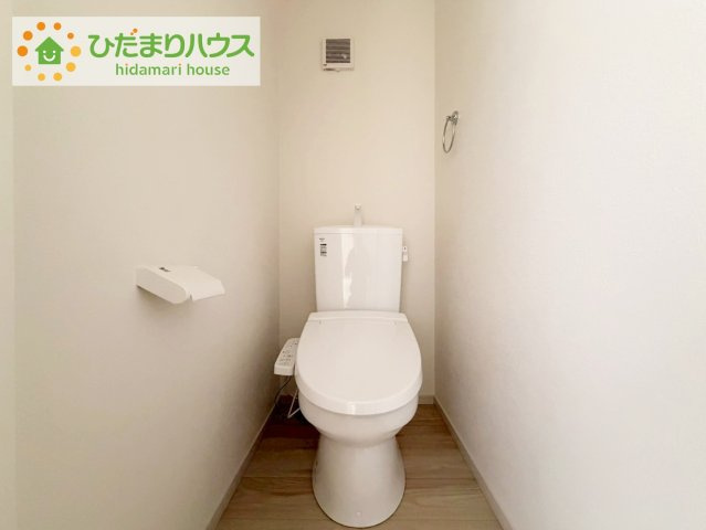 ひたちなか市足崎2期　新築戸建のトイレ|白を基調としたトイレは、インテリア次第でどんな空間になるかワクワクしますね♪
