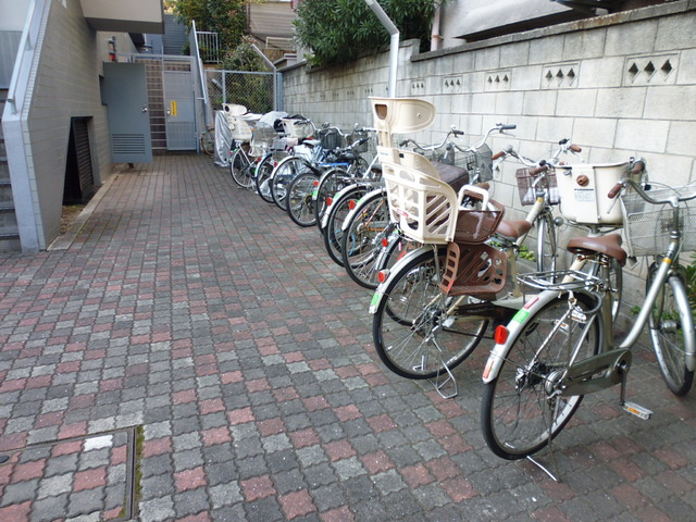 ディアシティ赤羽のその他共用部分|駐輪場スペース広いです