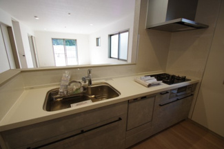 【内観：施工例】 | 【仲介手数料無料！！】府中市南町3丁目　新築戸建て（全2棟）NO.1棟　5980万円