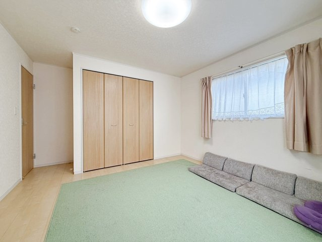岸和田市尾生町6丁目　中古戸建の洋室