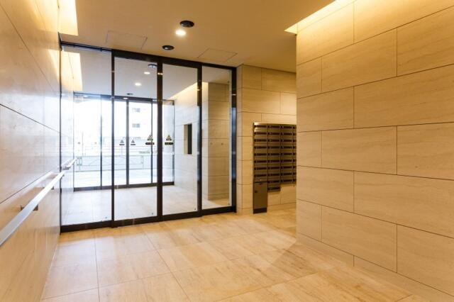 クレイシア板橋モデルノのロビー