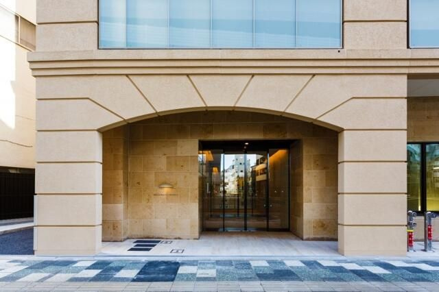 クレイシア板橋モデルノのエントランス