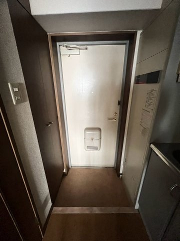 カーサ神戸下山手の玄関