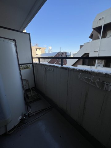 カサベラ岡本のバルコニー