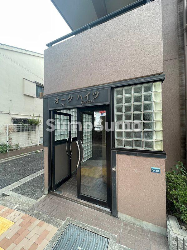 オークハイツのエントランス
