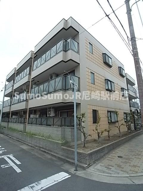 オークヴィラ園田の外観