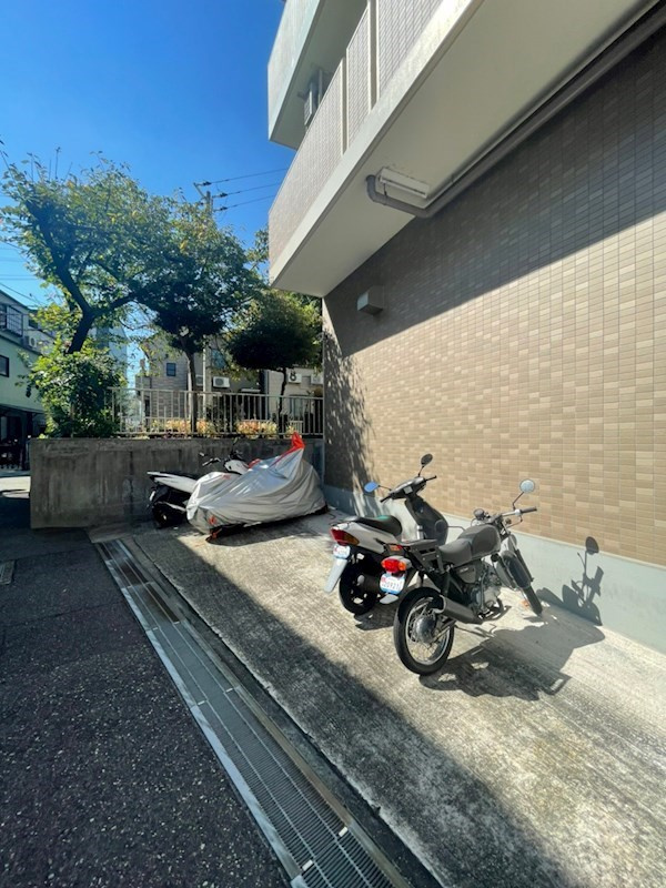 カーサ・ピナール灘の外観