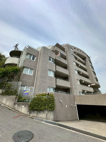 グランドゥール逆瀬川 