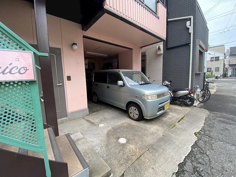 神戸市須磨区戎町２丁目のアパートのエントランス|毎日通るエントランスはこのようになっています
