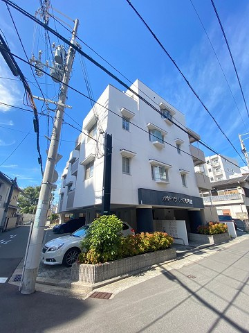 カサベラファミリア西宮の外観