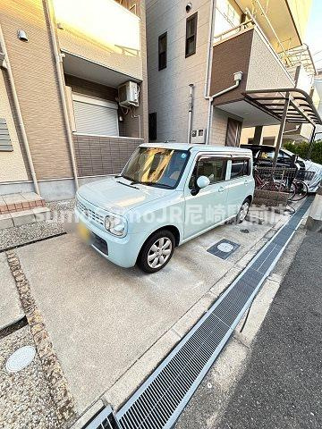 大阪市西淀川区御幣島４丁目のアパートの駐車場