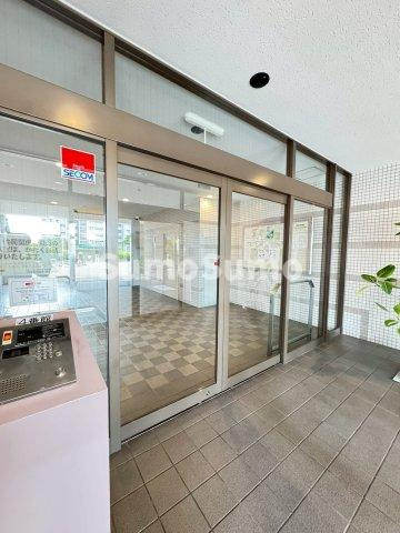 オーク・スクエア西神中央四番館のエントランス|ゆとりのあるエントランスです