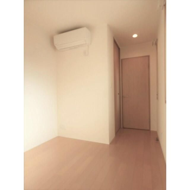 カリグラフィ目白の寝室