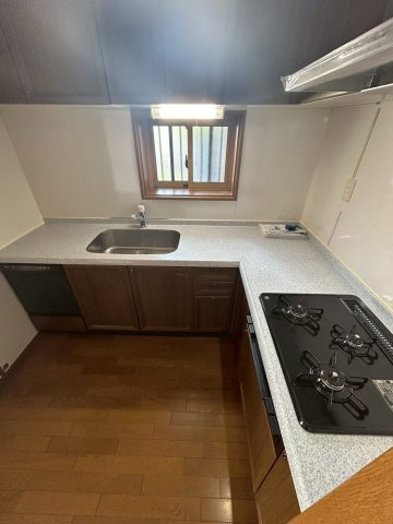 御影山手５丁目戸建のキッチン