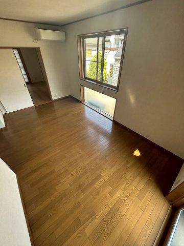 御影山手５丁目戸建の居間・リビング