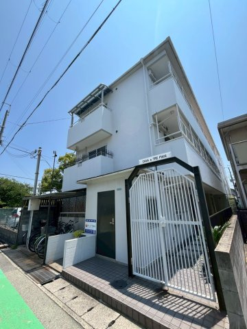 カーサトレピアーニの外観