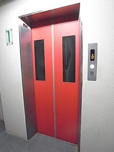 グランドシャトー神戸の外観