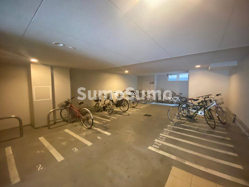 ジュネーゼグラン上本町の外観|おしゃれな外観です