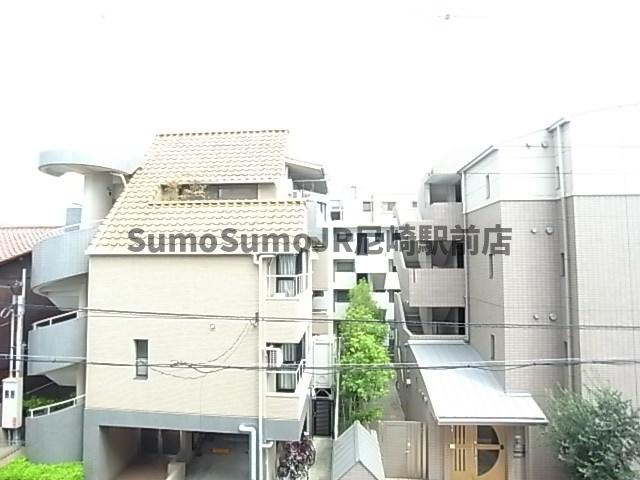 ジュネス南塚口の外観|外観は落ち着いています