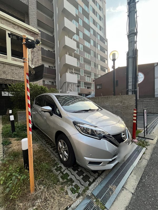 ジュネーゼ大阪城南の駐車場|カースペースがあります