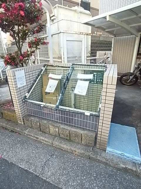 ジョイフル武庫川の外観
