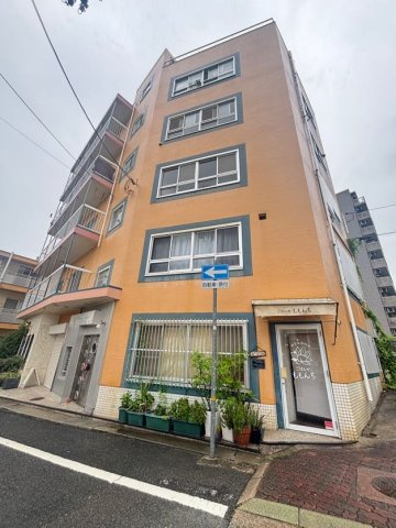 エルミタージ南光荘の外観