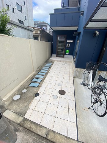 スクーデリア西宮の外観