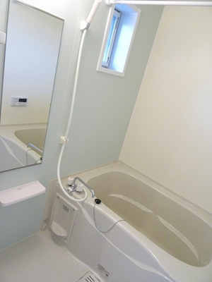 【浴室】 | レフィナードルーチェ