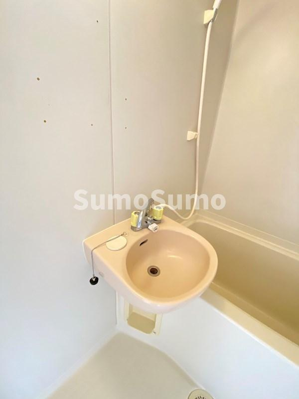 シャルマン前原の独立洗面台|独立洗面台で身支度をすべて済ませてしまいましょう