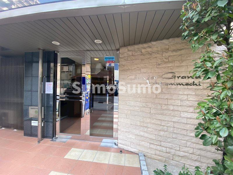 ジュネーゼグラン上本町のエントランス|エントランスです
