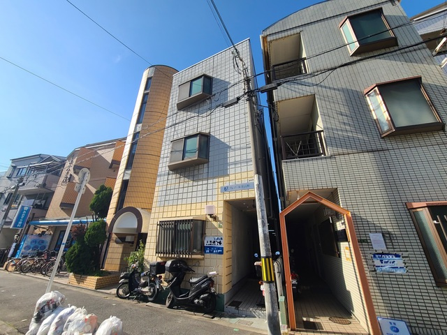 プレアール井高野