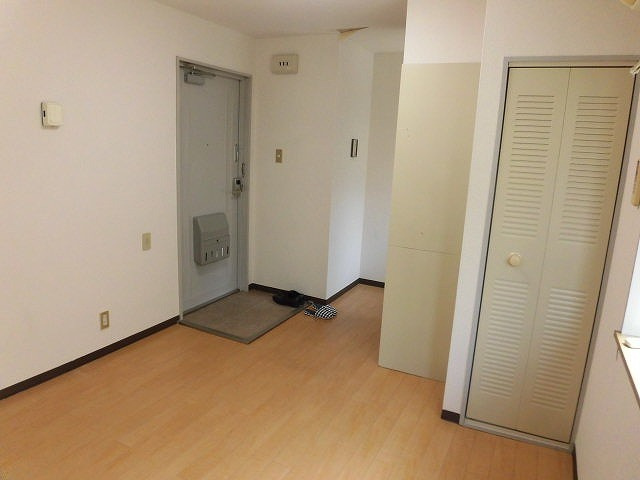 プレアール井高野