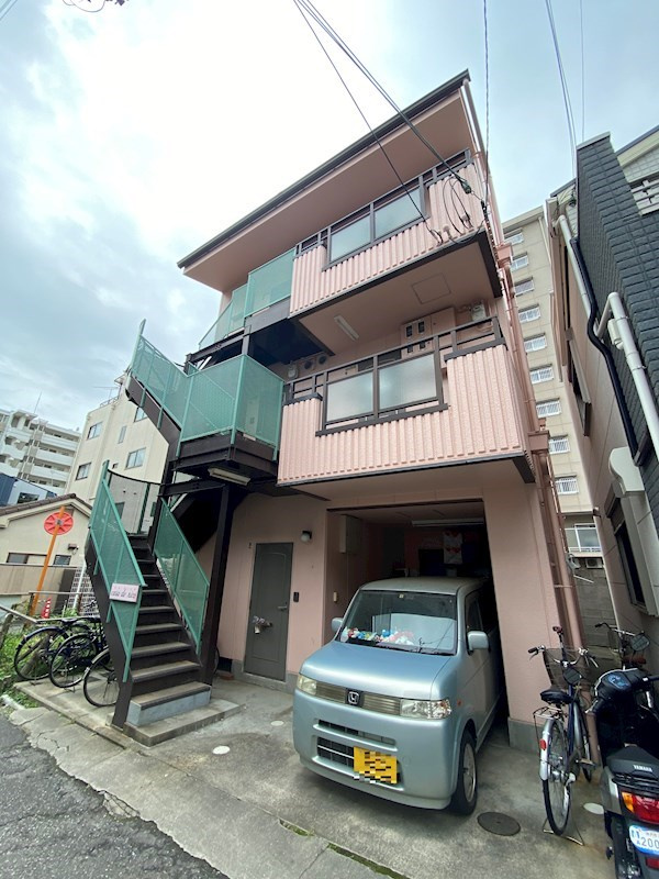神戸市須磨区戎町２丁目のアパートの外観|外観もきれいです