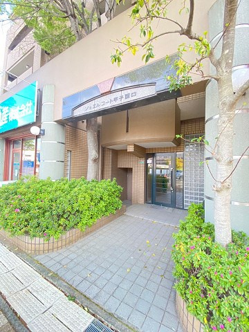 ジュエルコート甲子園口の外観