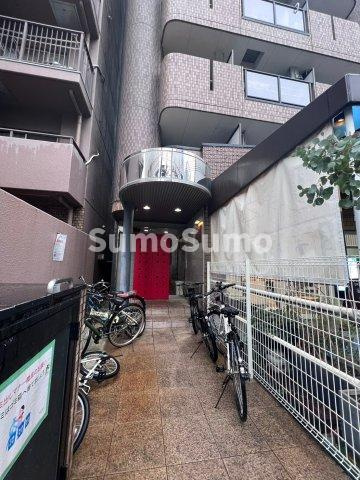 オーキッドコート西大橋のエントランス