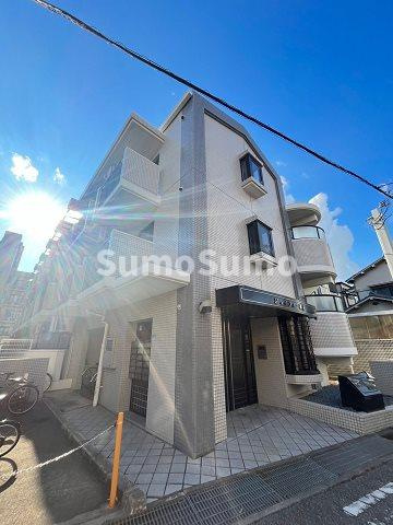 ジョイフル鳴尾の外観